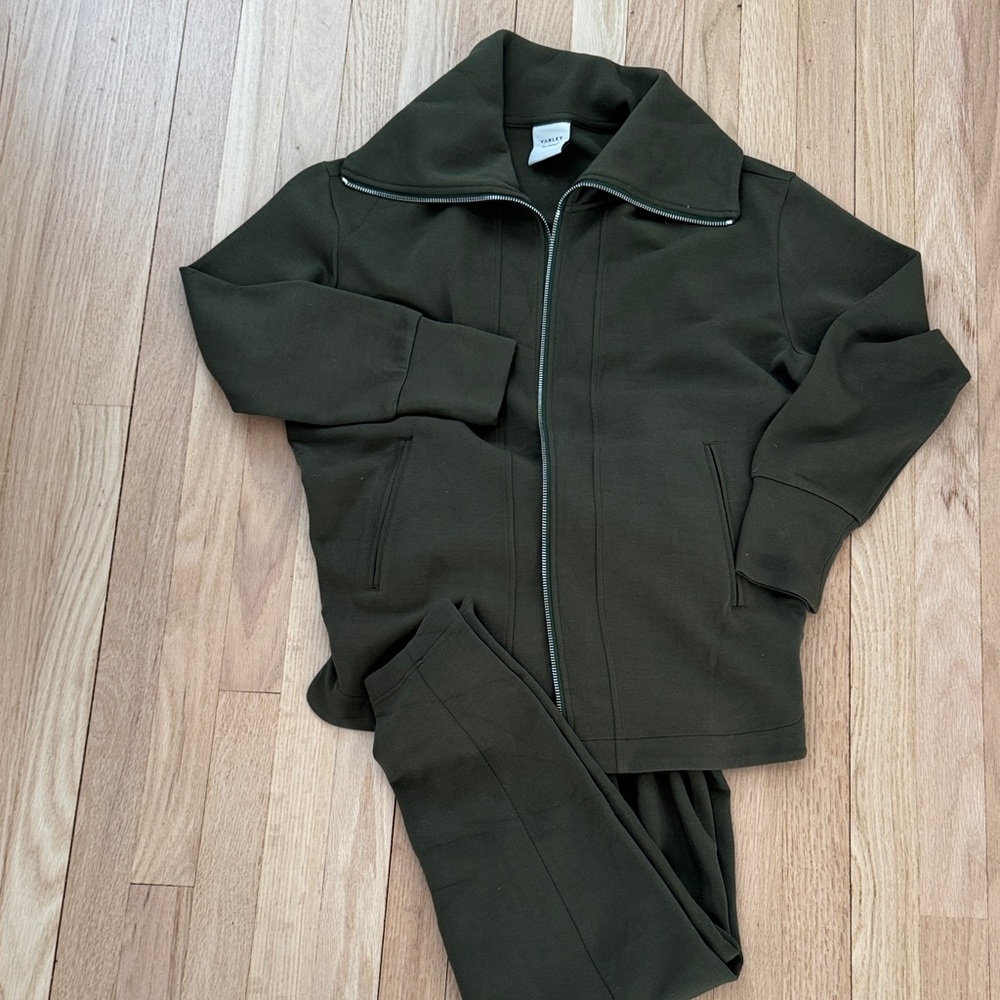 Varley DoubleSoft Olive Hoodie  full zip and pants